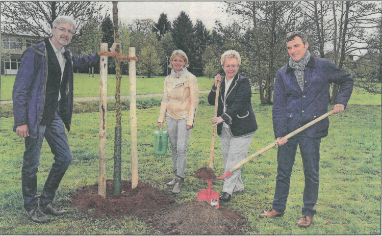 Patenschaft für den Baum des Jahres Pieron