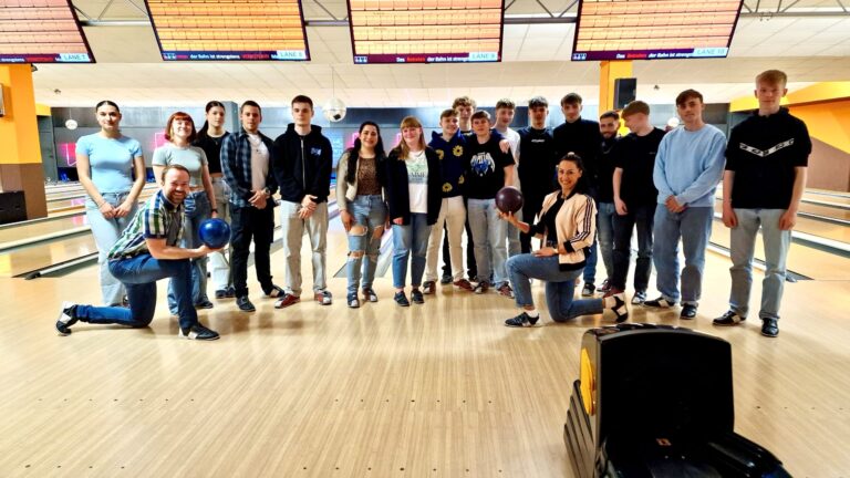 Pieron Azubi_Bowling_2024_Website